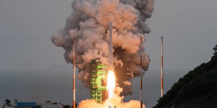 Corea del Norte engaña sobre prueba de misiles fallida, según Seúl