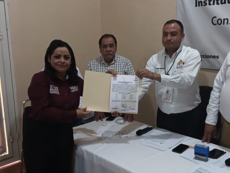 Morena-PVEM-PT gana alcaldía de San Fernando con 350 votos; recibe Verónica Aguirre constancia de mayoría