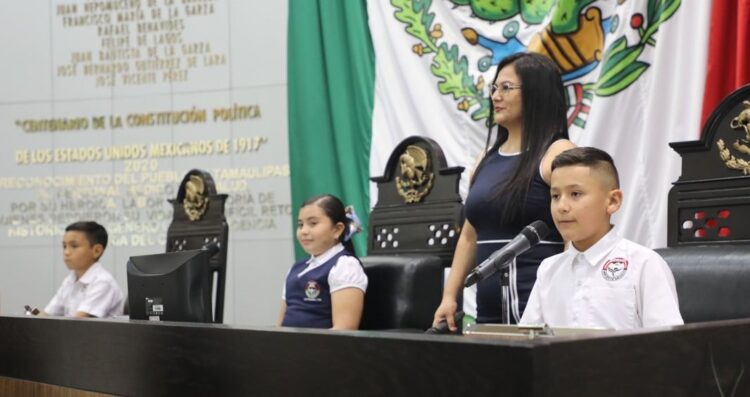 Realizan niños de San Fernando sesión académica en el Congreso de Tamaulipas