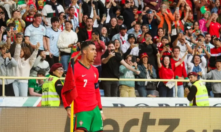 Cristiano Ronaldo guía a Portugal en goleada sobre Irlanda
