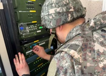 Corea del Sur confirma que Kim Jong-un instala altavoces de propaganda en la frontera