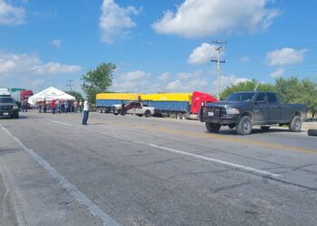 Cierran sorgueros, ¡otra vez!, carretera a Matamoros