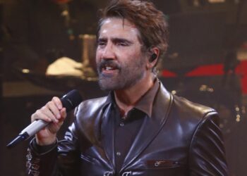 Alejandro Fernández se muestra bromista y apapachado en Monterrey