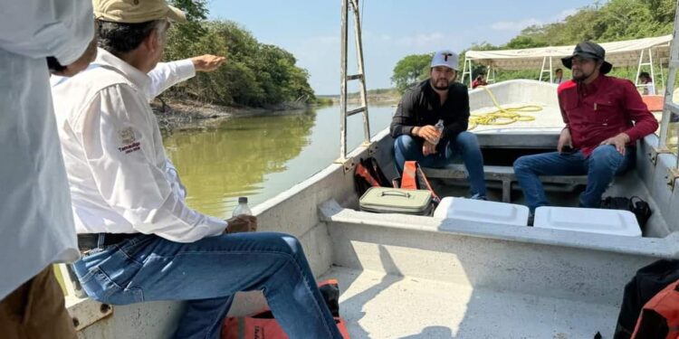 Supervisa AVA dragado en laguna El Chairel