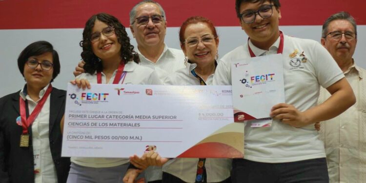 Destaca la UAT en Feria Estatal de Ciencias e Ingenierías Tamaulipas 2024