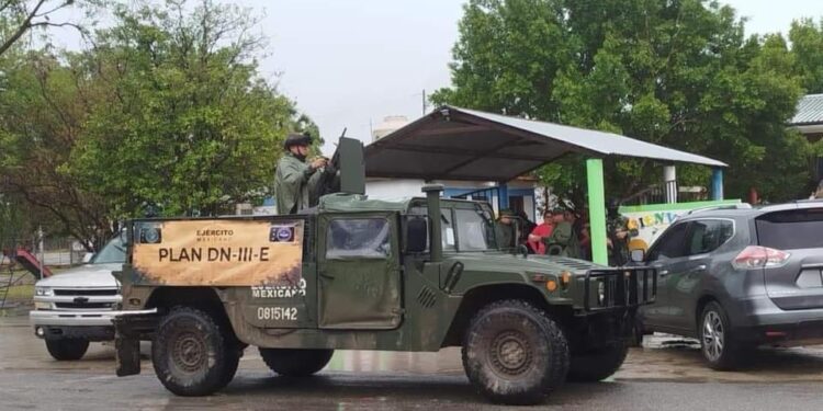 Se desborda el río Guayalejo en Llera, Tamaulipas evacúan a pobladores