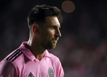 Messi y Davies: la pausa y el vértigo en la Copa América