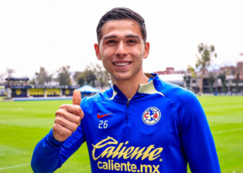 Salvador Reyes podría dejar América en busca de más protagonismo