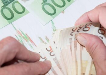 Cómo Generar Ingresos Pasivos y Ganar Dinero Real en Línea