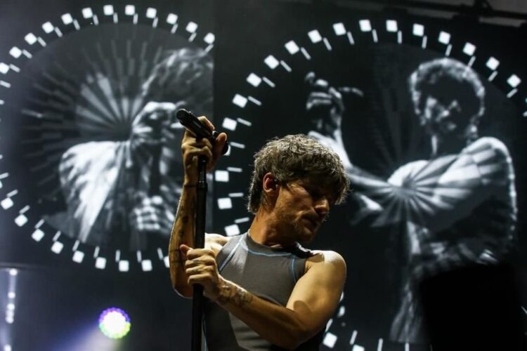 Fans de Louis Tomlinson inundan de gritos la Arena VFG