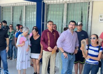 Sugiere gobernador cambiar a urnas electrónicas