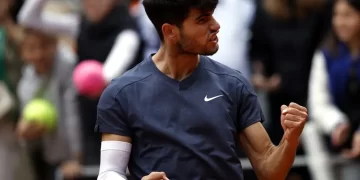 Alcaraz se cita nuevamente con Tsitsipas mientras Dimitrov desafía a Sinner