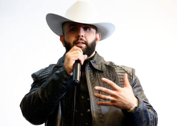 Carin León: “No haré nada con Christian Nodal”