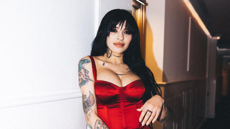 ‘Cazzu’ pide respeto tras ruptura con Nodal: “Vivamos y dejemos vivir”