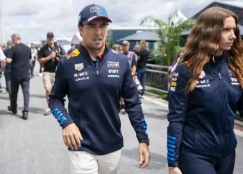 Red Bull cree que el problema de Checo es ‘psicológico’