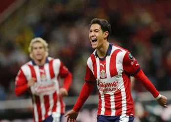 Guadalajara supera a Cruz Azul y va por el título