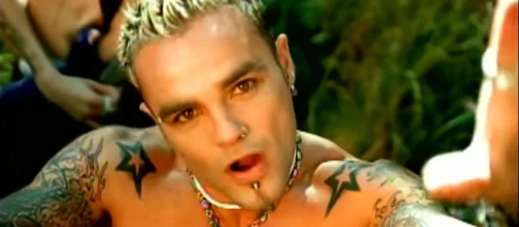 Muere Shifty Shellshock, líder de Crazy Town, a los 49 años