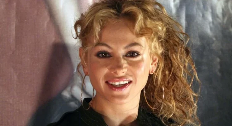 Incidente en concierto: Paulina Rubio regaña a su baterista