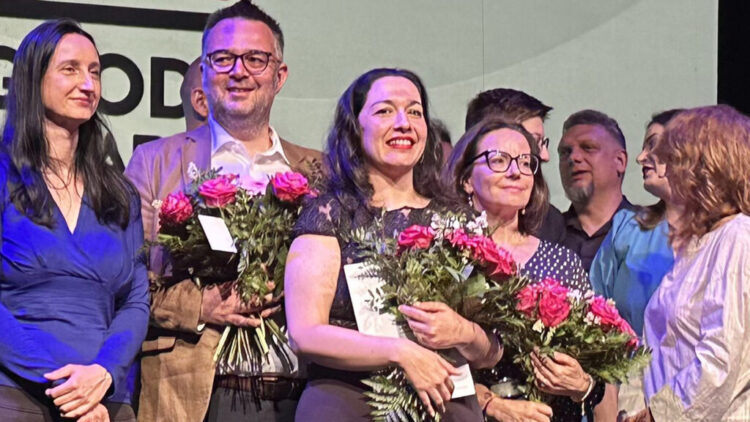 Fernanda Melchor gana el premio Ryszard Kapuscinski