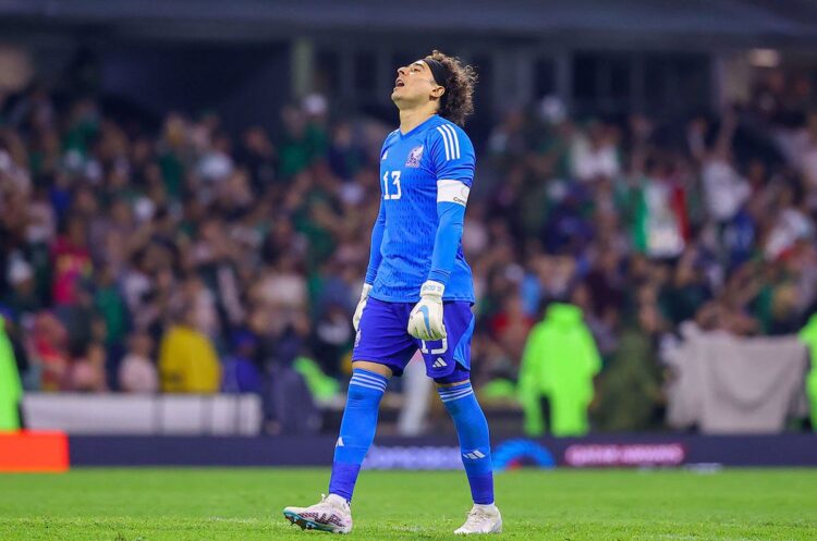 Memo Ochoa podría unirse al Corinthians tras salir del Salernitana