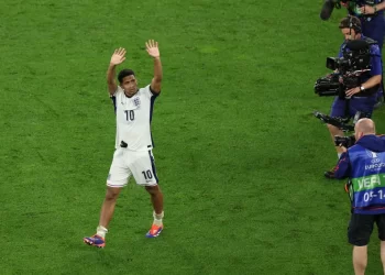 Jude Bellingham guía a Inglaterra a la victoria sobre Serbia en la Eurocopa