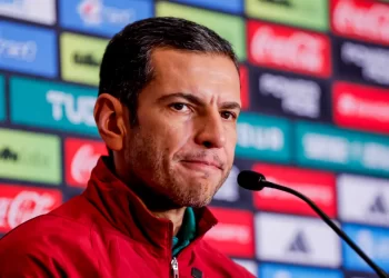 Jaime Lozano: “No me cansa que me digan que me van a sacar”