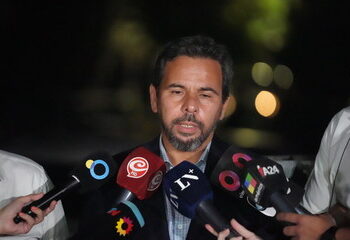 Ministra de Seguridad denuncia a su segundo por corrupción en Argentina