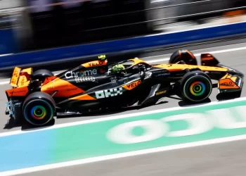 Lando Norris marca el ritmo en la primera práctica del GP de España