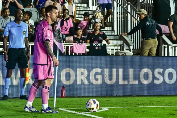Messi supera récord goleador de Carlos Vela en la MLS