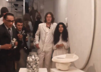Recuperan metraje inédito de John Lennon para nuevo videoclip de ‘You Are Here’