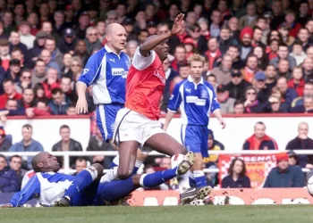 Kevin Campbell, Ícono del Arsenal y Everton, muere a los 54 años
