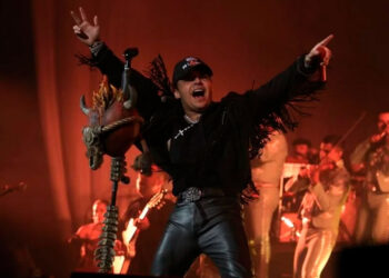 Christian Nodal graba su nuevo álbum en el icónico estudio de Pink Floyd y AC/DC