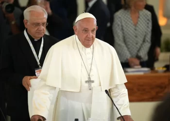 El papa Francisco advierte sobre el uso de IA en conflictos armados