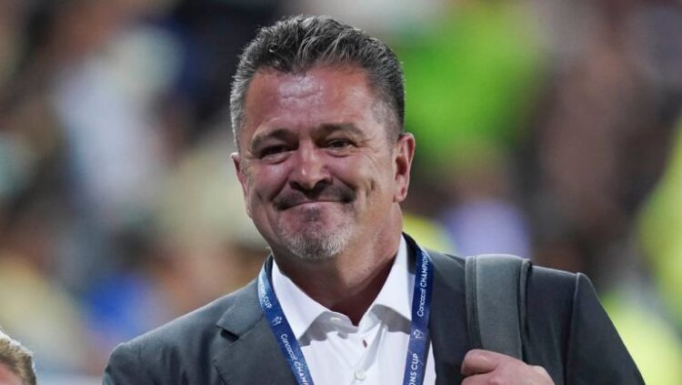 Carlos Hermosillo agradece al América por su éxito