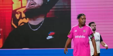 Ronaldinho jugará en una liga amateur de Venezuela