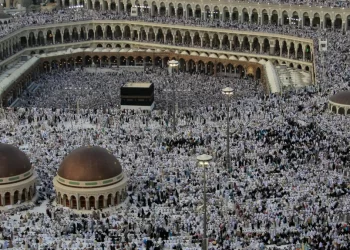 Peregrinación a La Meca marcada por calor extremo deja más de 900 fallecidos