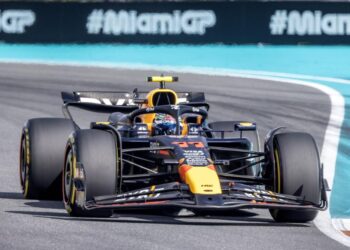 Verstappen y ‘Checo’ Pérez buscarán estabilizar a Red Bull en el Gran Premio de Canadá