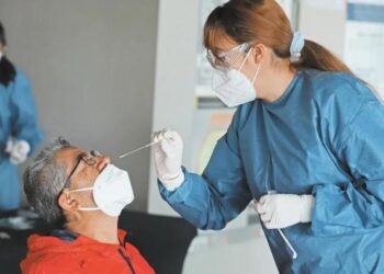 La nueva cepa de covid KP.3 mantiene en alerta a Estados Unidos: cuáles son sus síntomas