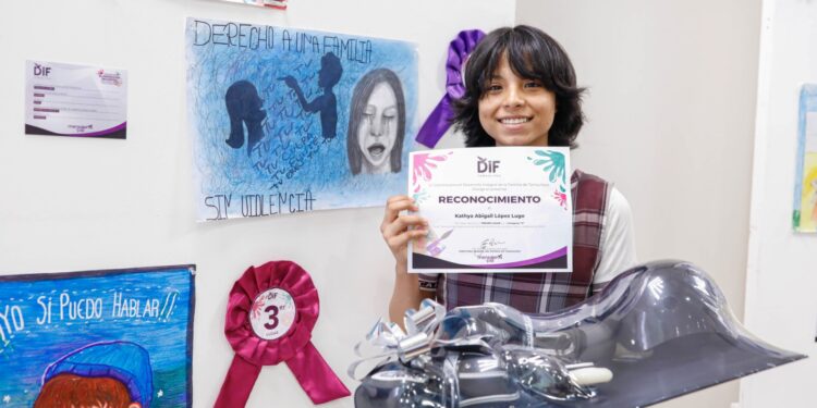 Premia DIF Tamaulipas a ganadores de los concursos estatales de dibujo y cartel sobre derechos y trabajo infantil