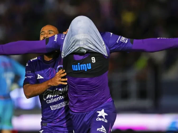 Mazatlán empata 2-2 ante San Luis, con gol en minuto 90+9