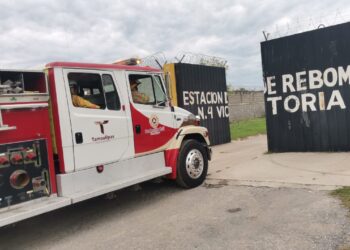 Operativo de simulacro de fuga combustible en planta de rebombeo de PEMEX en Victoria