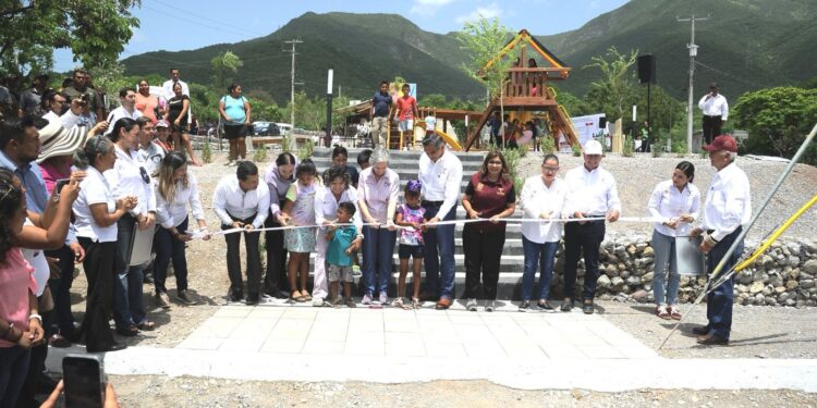 Inauguran Américo Villarreal y su esposa María parque ecológico en Ciudad Victoria