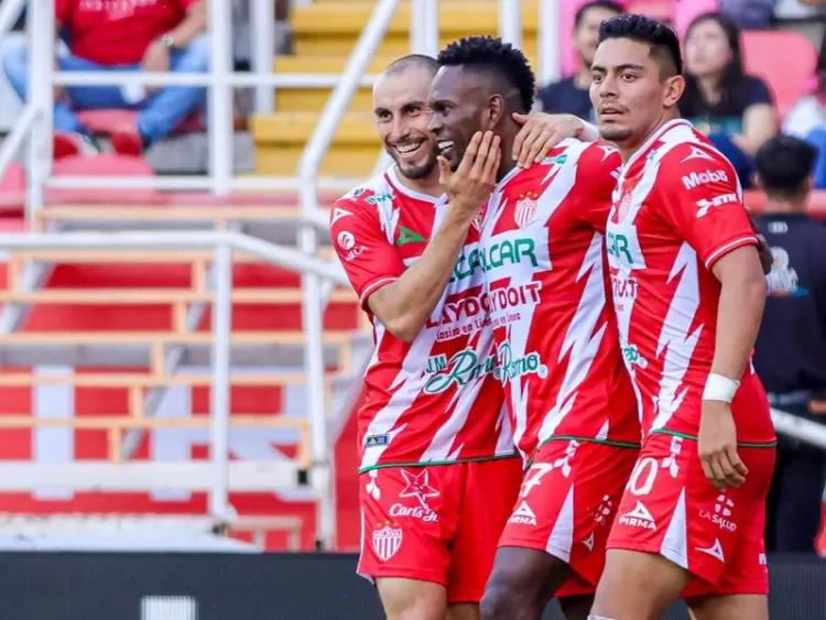 Necaxa golea 4-1 al Puebla del ‘Chepo’ de la Torre