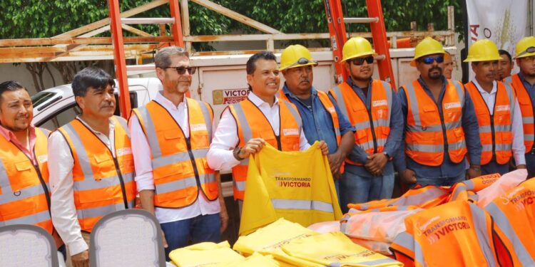 Sigue Gobierno Municipal iluminando mejor las calles de Cd. Victoria