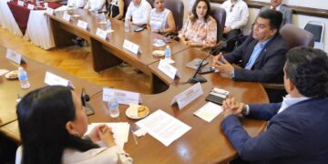 Reconoce Cónsul de Honduras trabajo de Gattás en Victoria