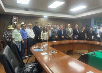 Sorgueros de Tamaulipas sin respuesta concreta de Villalobos; “tira la pelota” a AMLO y Hacienda