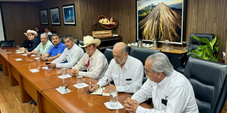 Sorgueros de Tamaulipas sin respuesta concreta de Villalobos; “tira la pelota” a AMLO y Hacienda