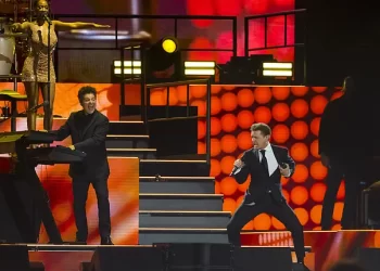 El Sol de México ilumina el Bernabéu: Luis Miguel conquista Madrid