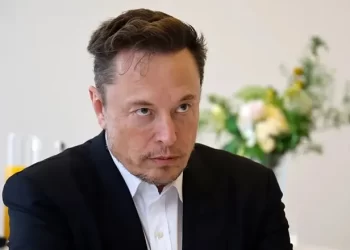Musk rechaza censura en X: enfrentamiento con reguladores europeos