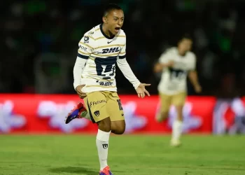Pumas remonta y gana 2-1 a Bravos de Cd. Juárez en la frontera